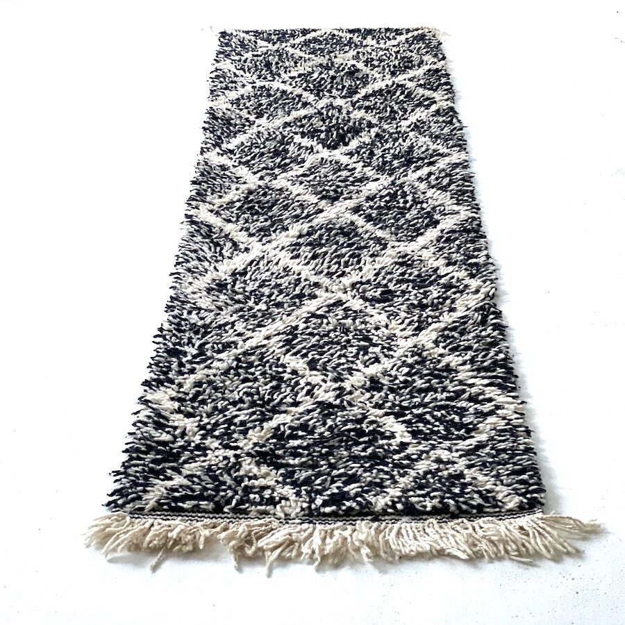 Beni Ourain tæppe løber i sort uld med hvide tern 295 x 70 cm