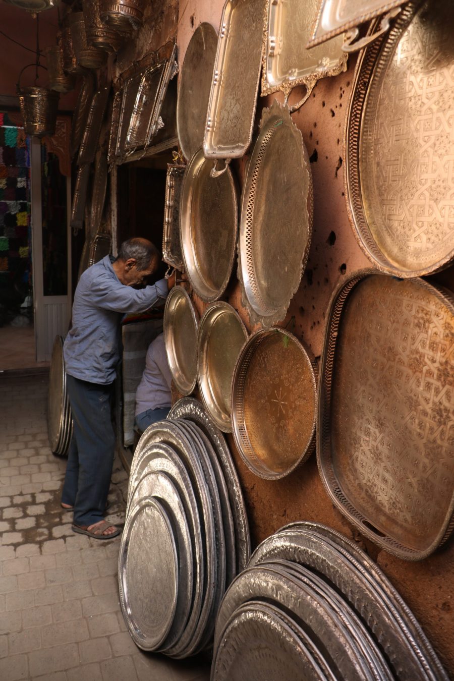 marrokanske Vintage fade i en lille butik i marrakesh