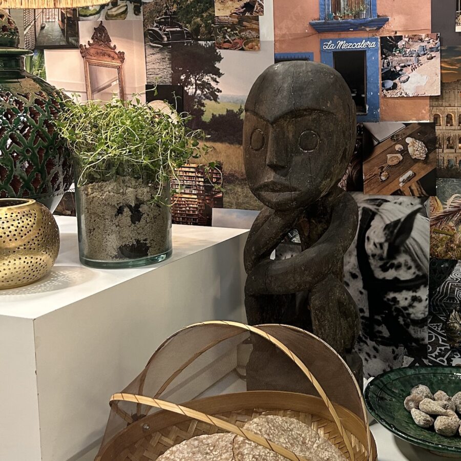 Træ skulptur - The Bali Thinker H50 cm