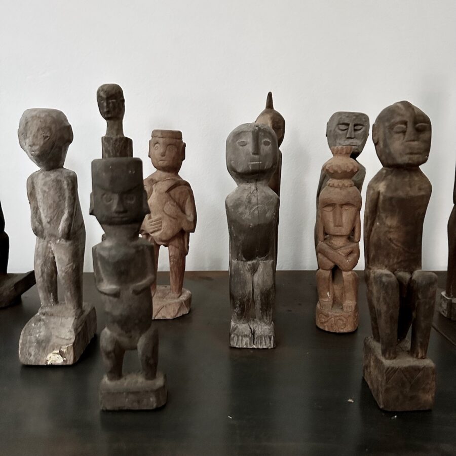 Sumba statue - 'Primitive Gatekeeper' H20-25 cm - assorterede