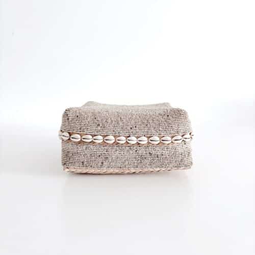 Flad Bali perleæske med shells - Beige - Stor