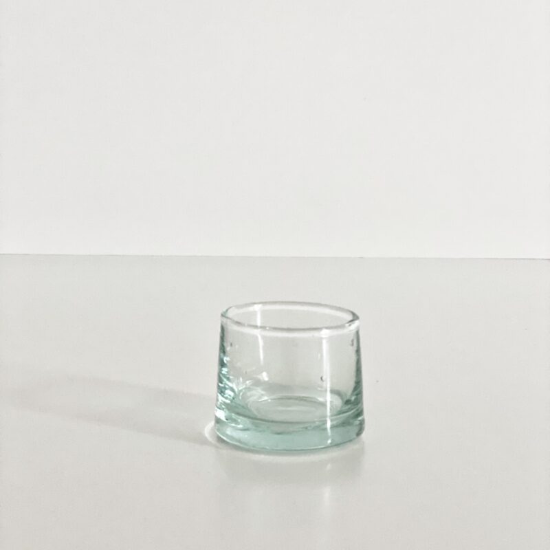 le verre snaps og vandglas fyrfadssstage