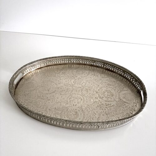 Vintage serveringsbakke oval - nysølv