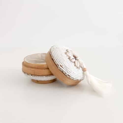 Bali perleæske rund mini bambus - Hvid m. beige striber og shells