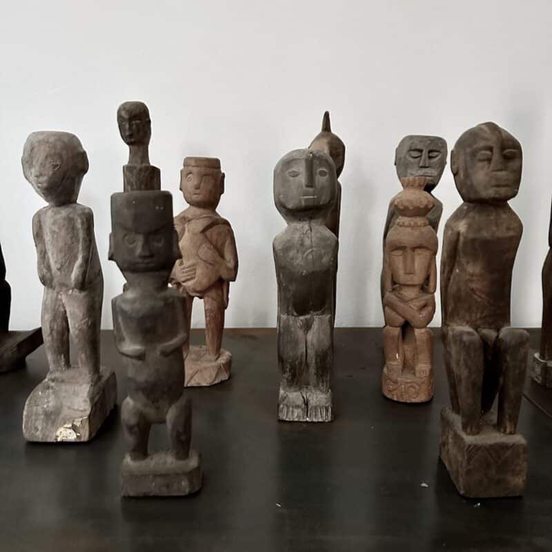 Sumba statue i træ - 'Primitive Gatekeeper' H20-25 cm - assorterede