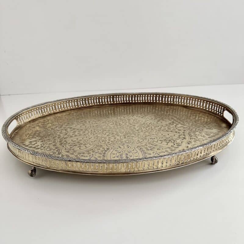 Vintage serveringsbakke oval m/fødder – messing