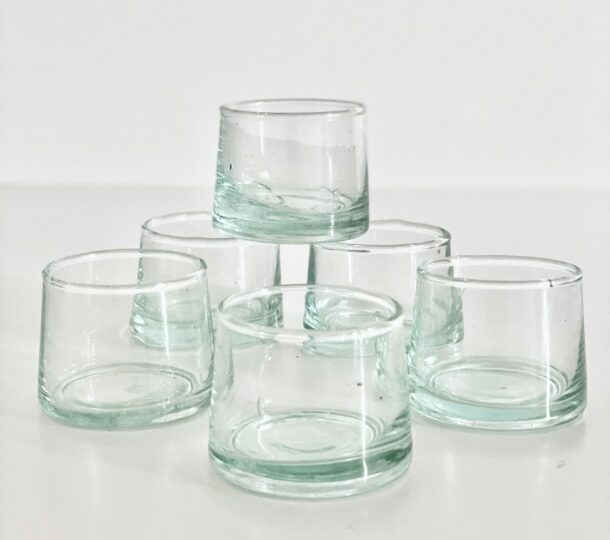 le verre snaps og vandglas fyrfadssstage